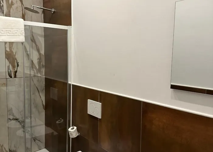 San Martino Third Floor No Lift 3* La Spezia