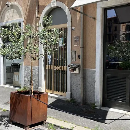 San Martino Third Floor No Lift 招待所 斯培西亚
